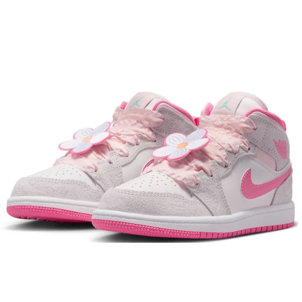 New Authentic Mid Air Jordan Retro 1
Preschool 13c 1y Floral Pink White Girls